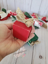 Load image into Gallery viewer, Set of 3 rustic wooden presents