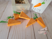 Load image into Gallery viewer, Wooden Rustic Carrots
